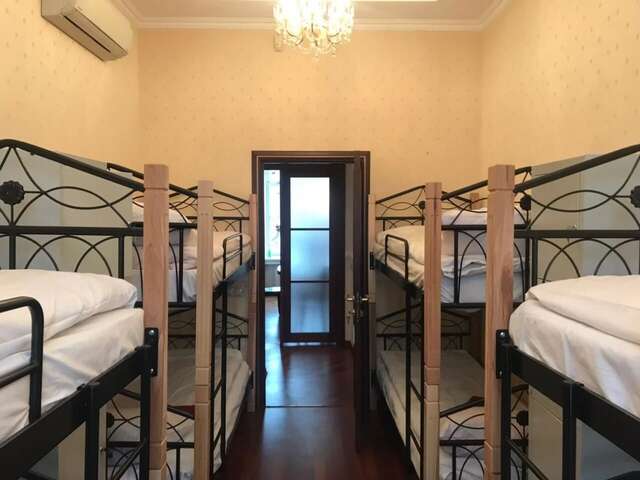 Хостелы A&S Hostel King Киев-13